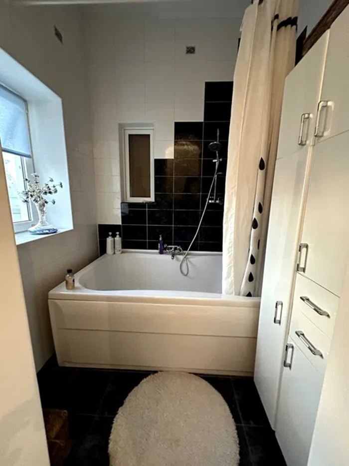 Продажа 4-комнатной квартиры 153 м², Конная ул.