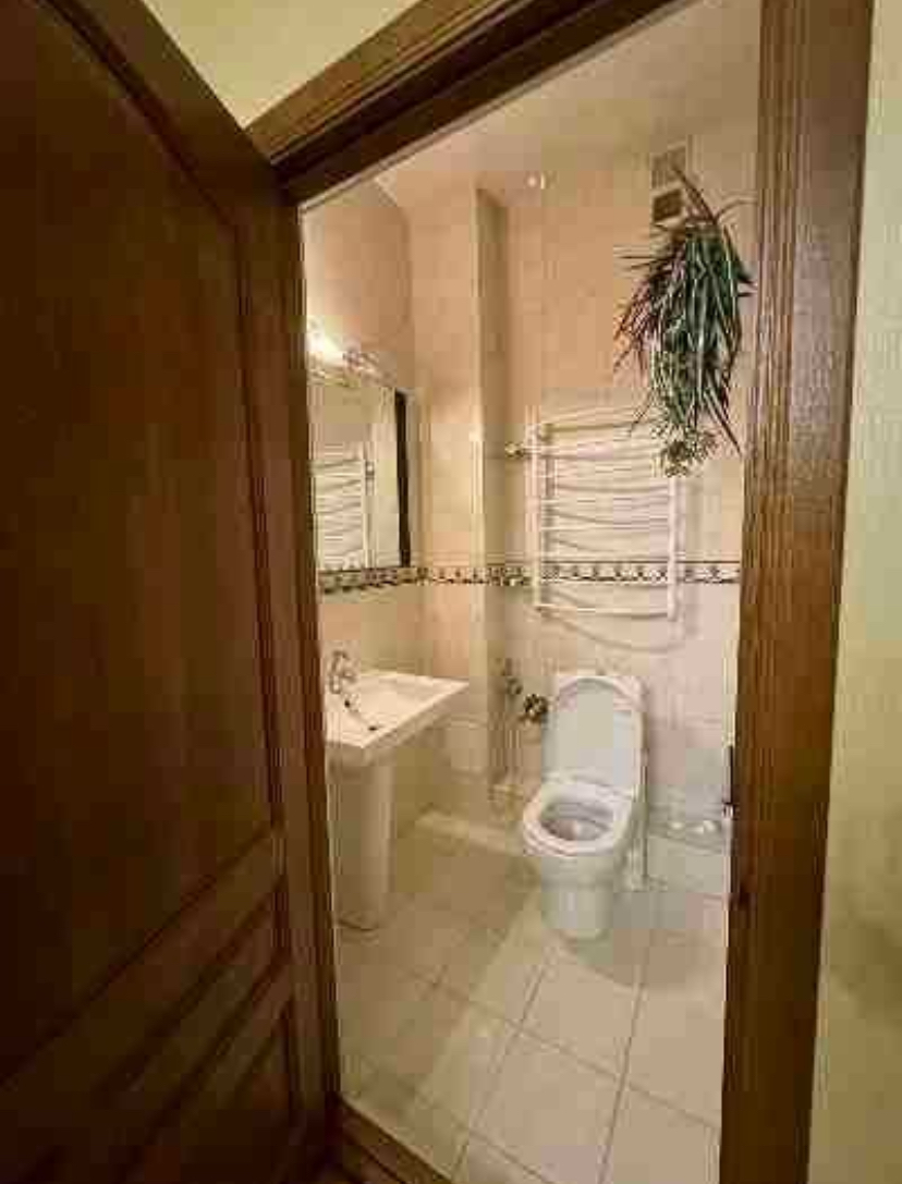 Продажа 2-комнатной квартиры 103 м², Фонтанская дор., 123