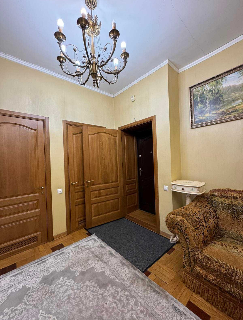 Продажа 2-комнатной квартиры 103 м², Фонтанская дор., 123