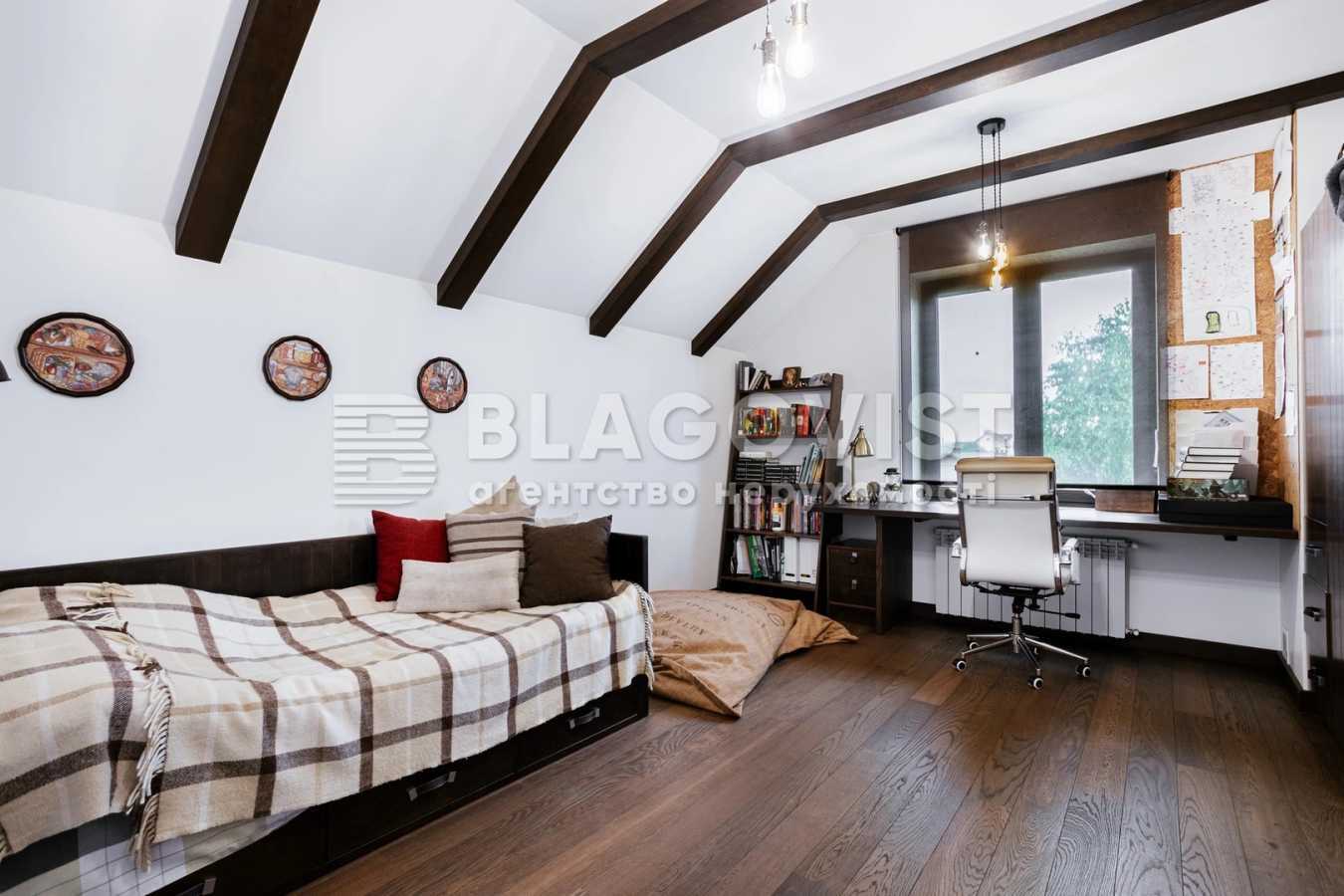 Продажа дома 315 м², Осинки ул.