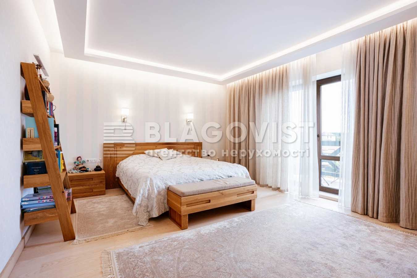 Продажа дома 315 м², Осинки ул.