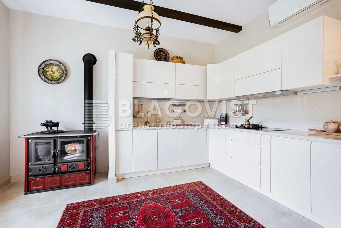 Продажа дома 315 м², Осинки ул.