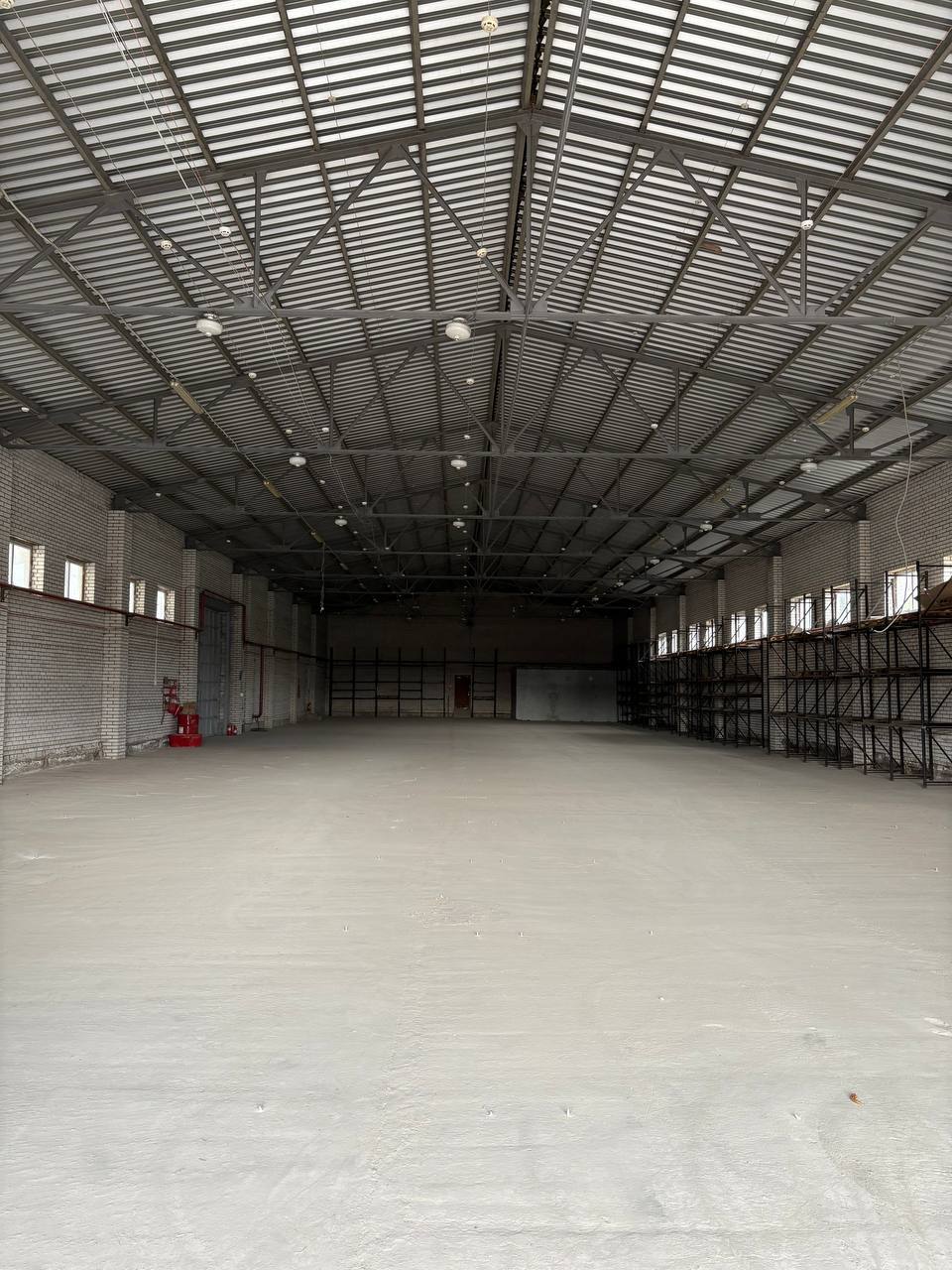 Оренда цеху 1200 м², Січневого Прориву вул.