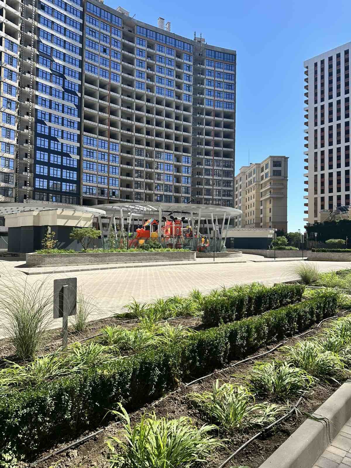 Продаж 1-кімнатної квартири 35 м², ЖК Атмосфера, Секції 2-3