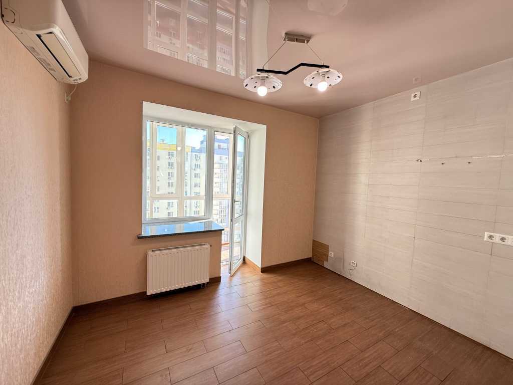 Продажа 1-комнатной квартиры 42 м², Комбинатная ул., 25А