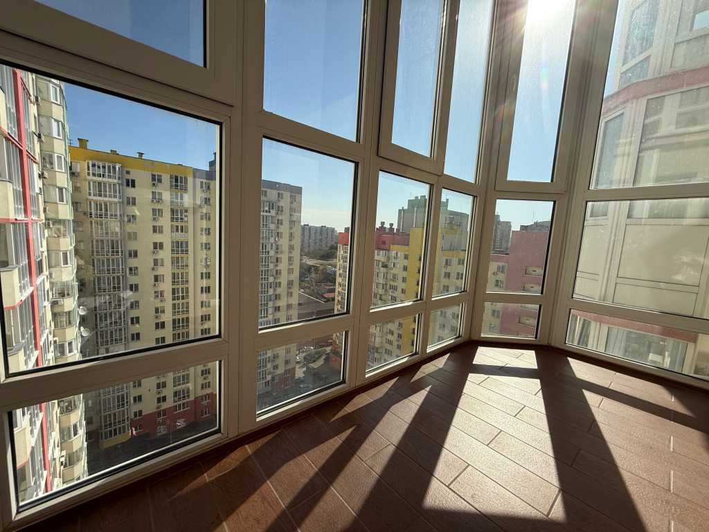 Продажа 1-комнатной квартиры 42 м², Комбинатная ул., 25А