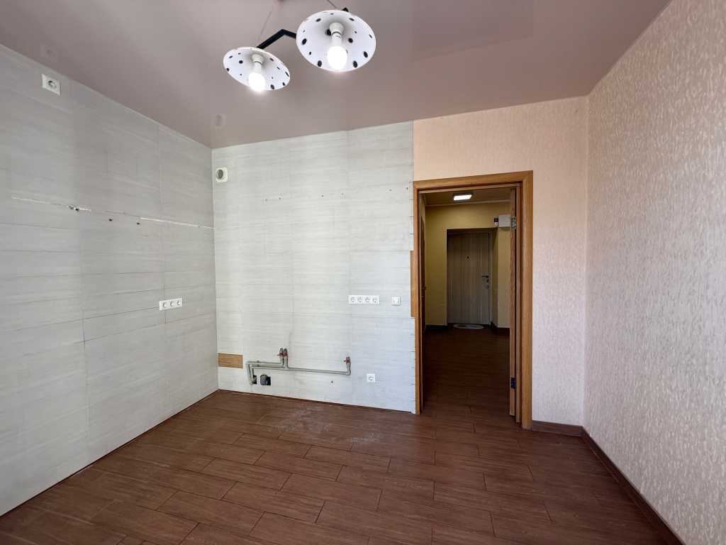 Продажа 1-комнатной квартиры 42 м², Комбинатная ул., 25А