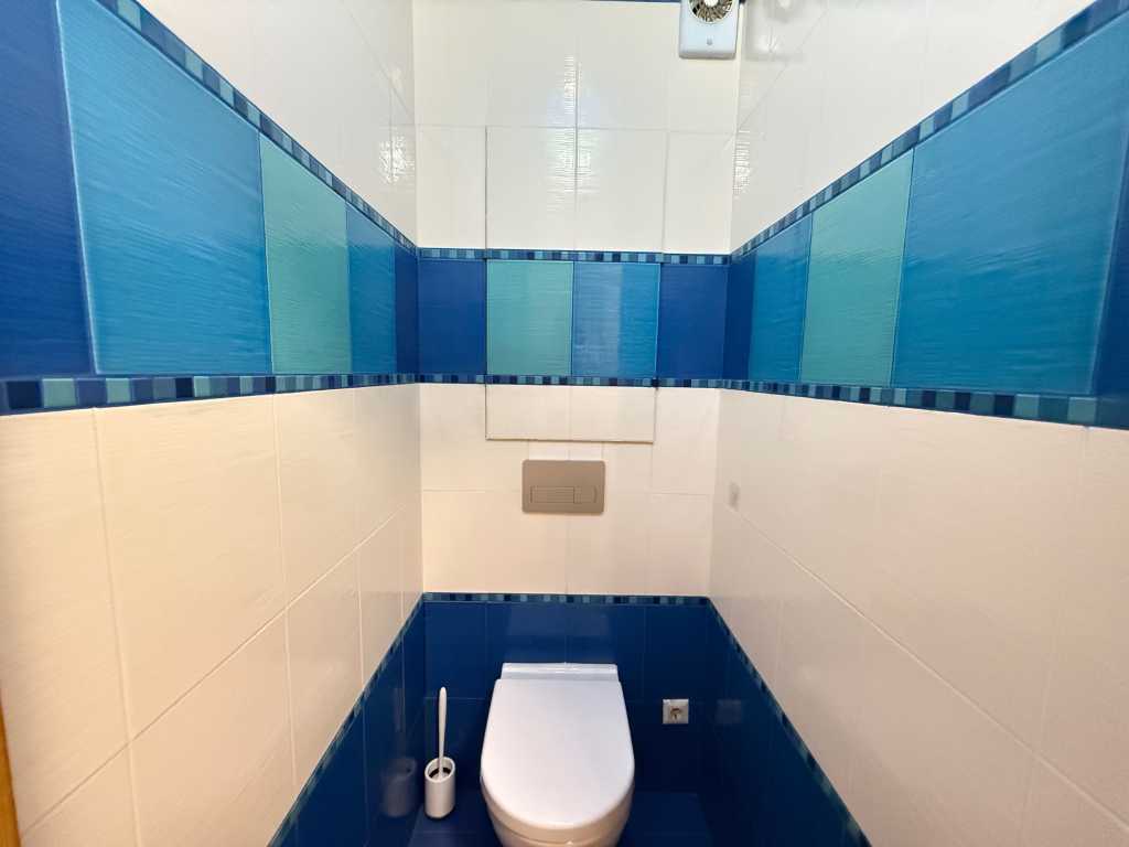 Продажа 1-комнатной квартиры 42 м², Комбинатная ул., 25А