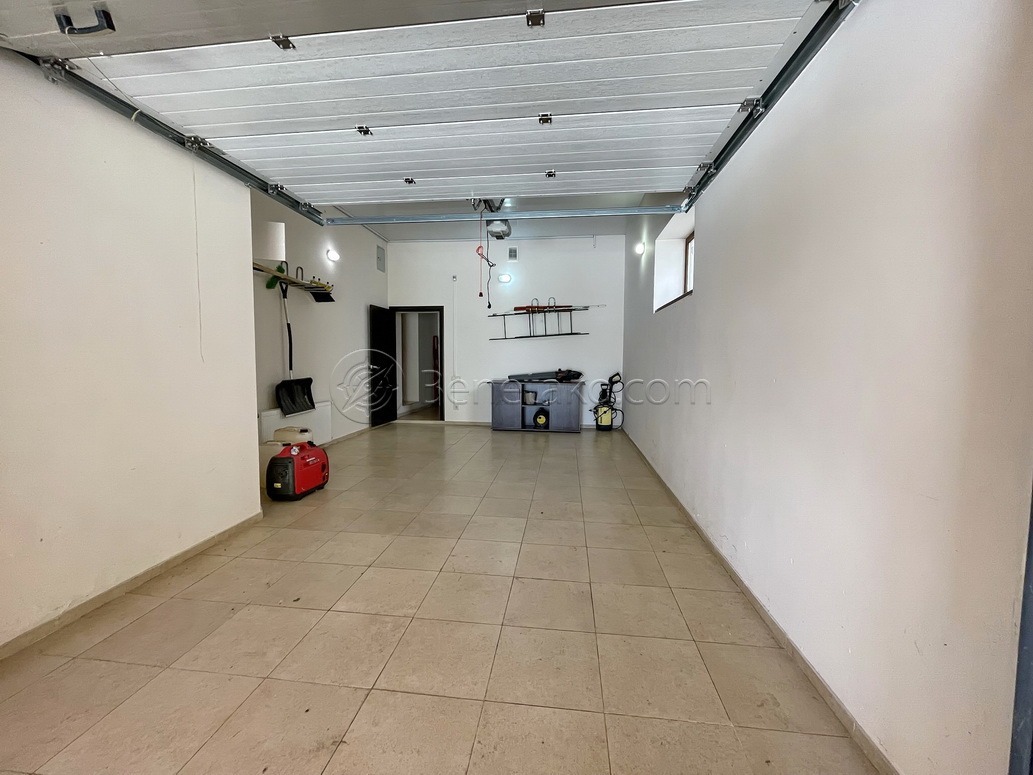 Аренда дома 300 м², Офицерская ул., 1