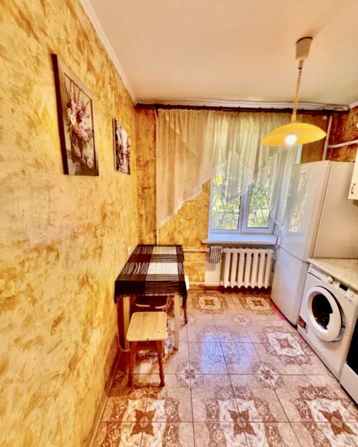 Продажа 1-комнатной квартиры 30 м², Вышгородская ул., 46А