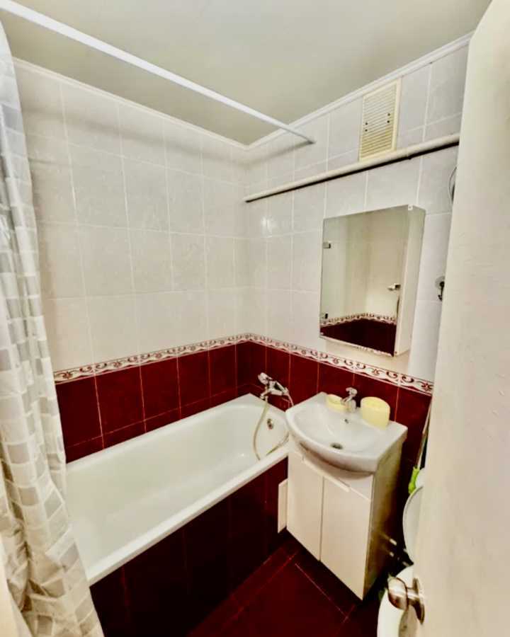 Продажа 1-комнатной квартиры 30 м², Вышгородская ул., 46А