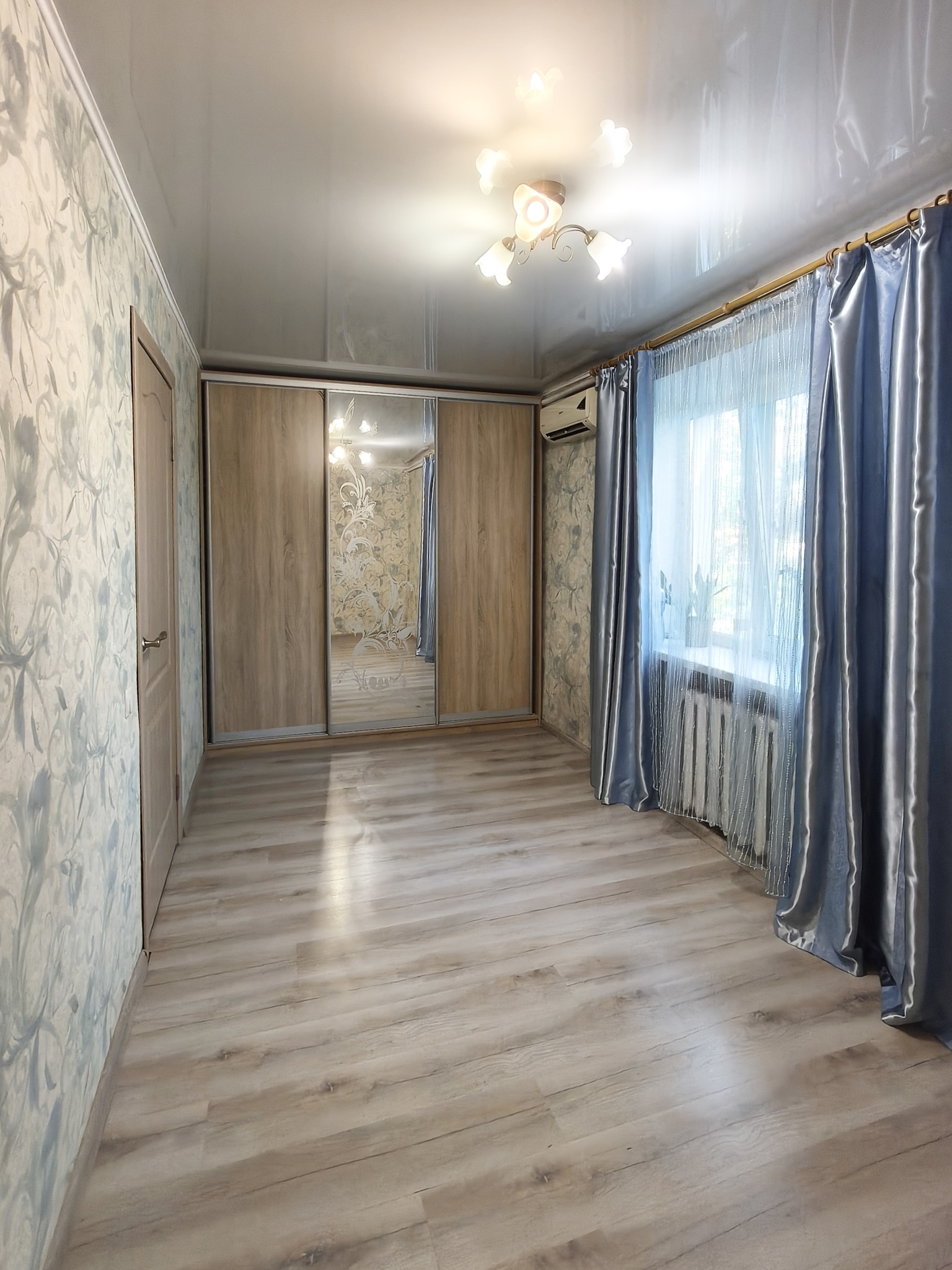 Продаж 2-кімнатної квартири 45 м², Іларіонівська вул., 10