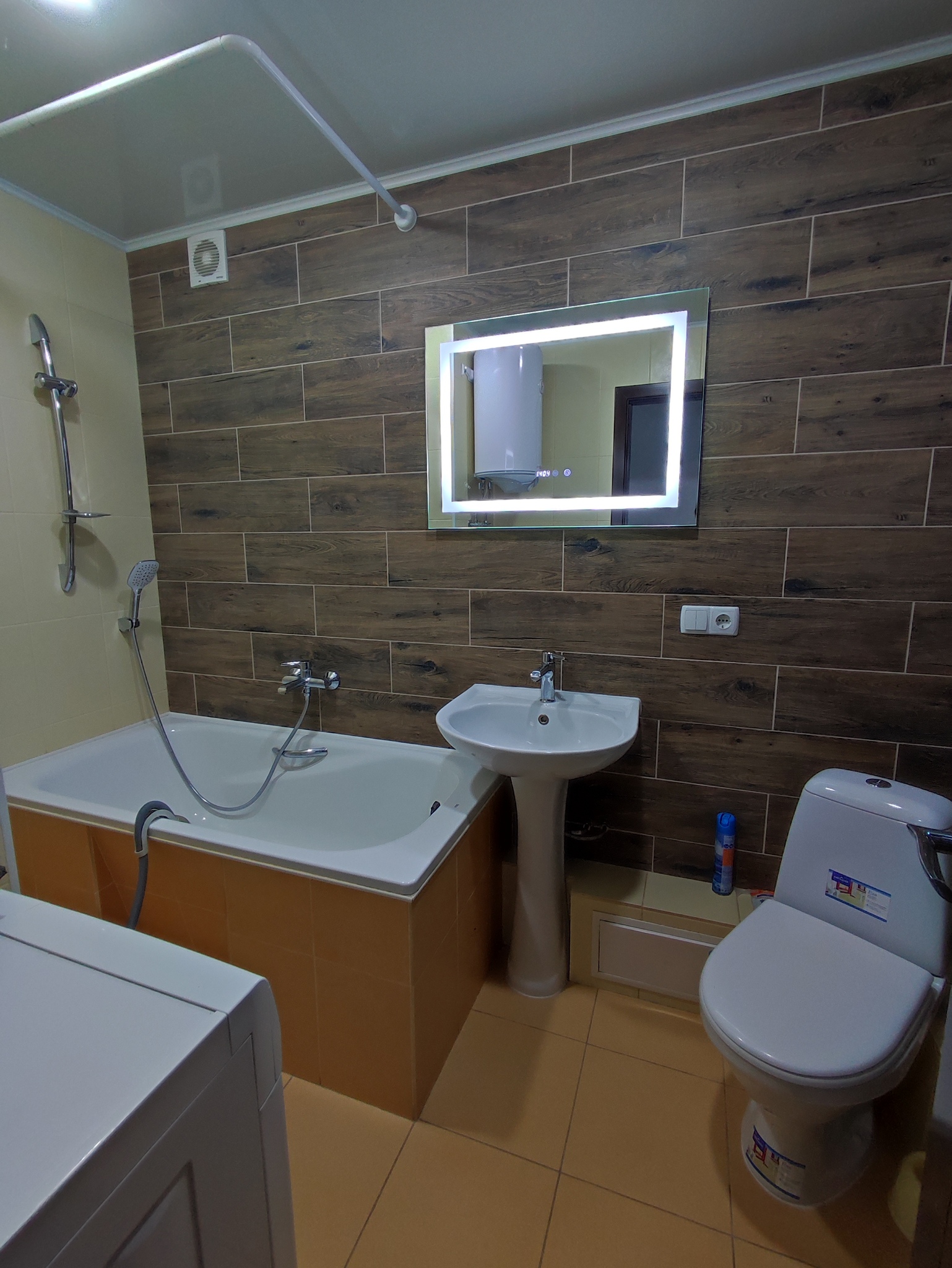 Аренда 1-комнатной квартиры 39 м², Чаривная ул., 119А