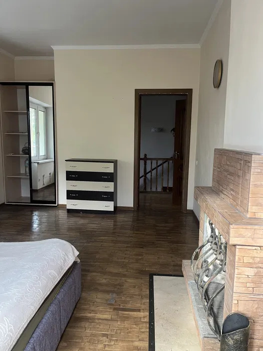 Аренда дома 260 м², Русановская наб.