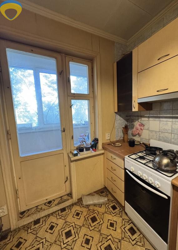 Продажа 3-комнатной квартиры 63 м², Академика Королева ул., 104/2