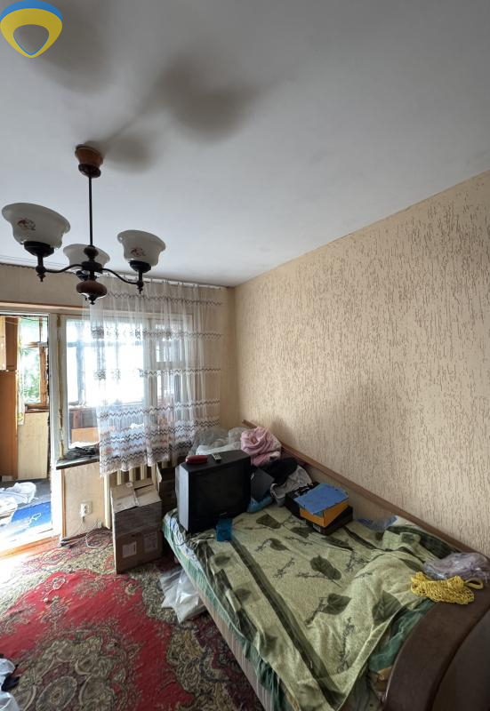 Продажа 3-комнатной квартиры 63 м², Академика Королева ул., 104/2