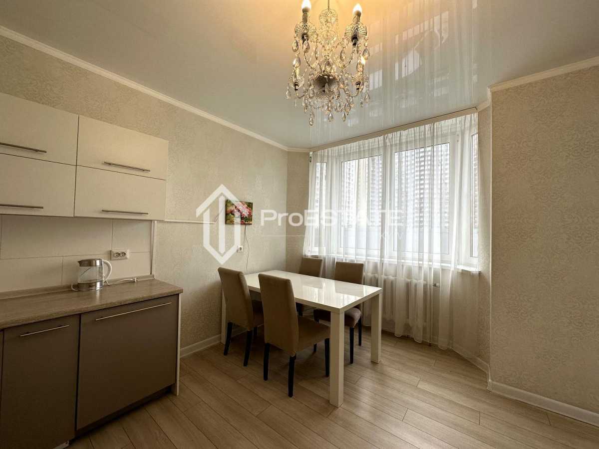 Продажа 3-комнатной квартиры 95 м², Петра Григоренко просп., 20
