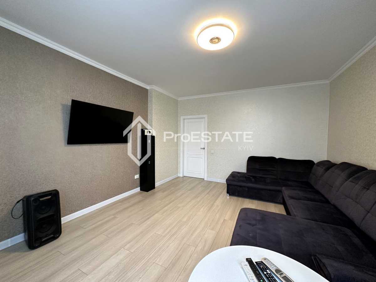 Продажа 3-комнатной квартиры 95 м², Петра Григоренко просп., 20
