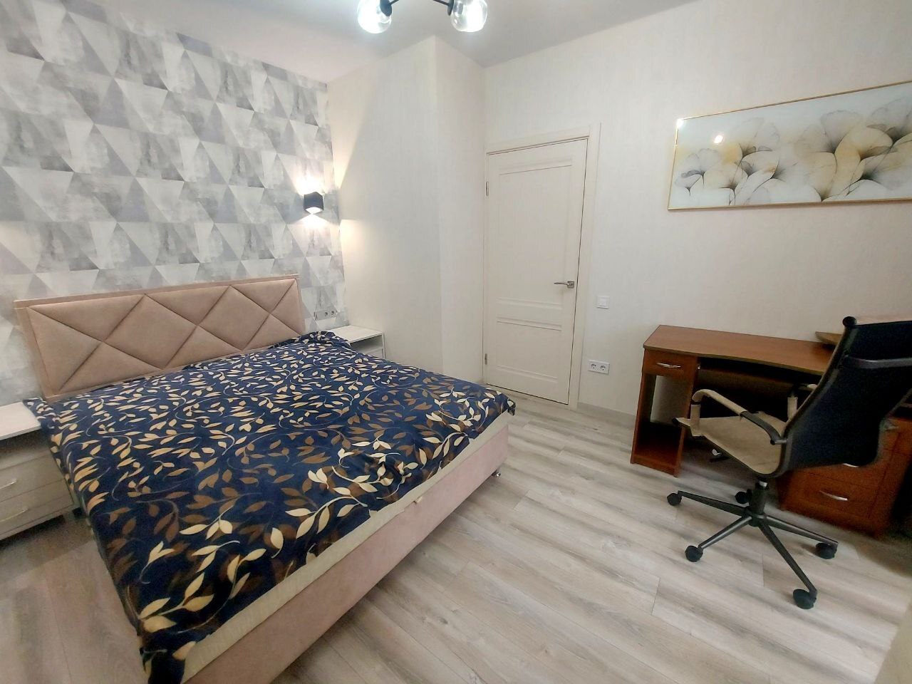 Аренда 1-комнатной квартиры 38 м², Небесной сотни просп.