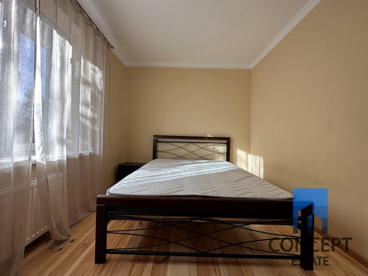 Оренда будинку 250 м²