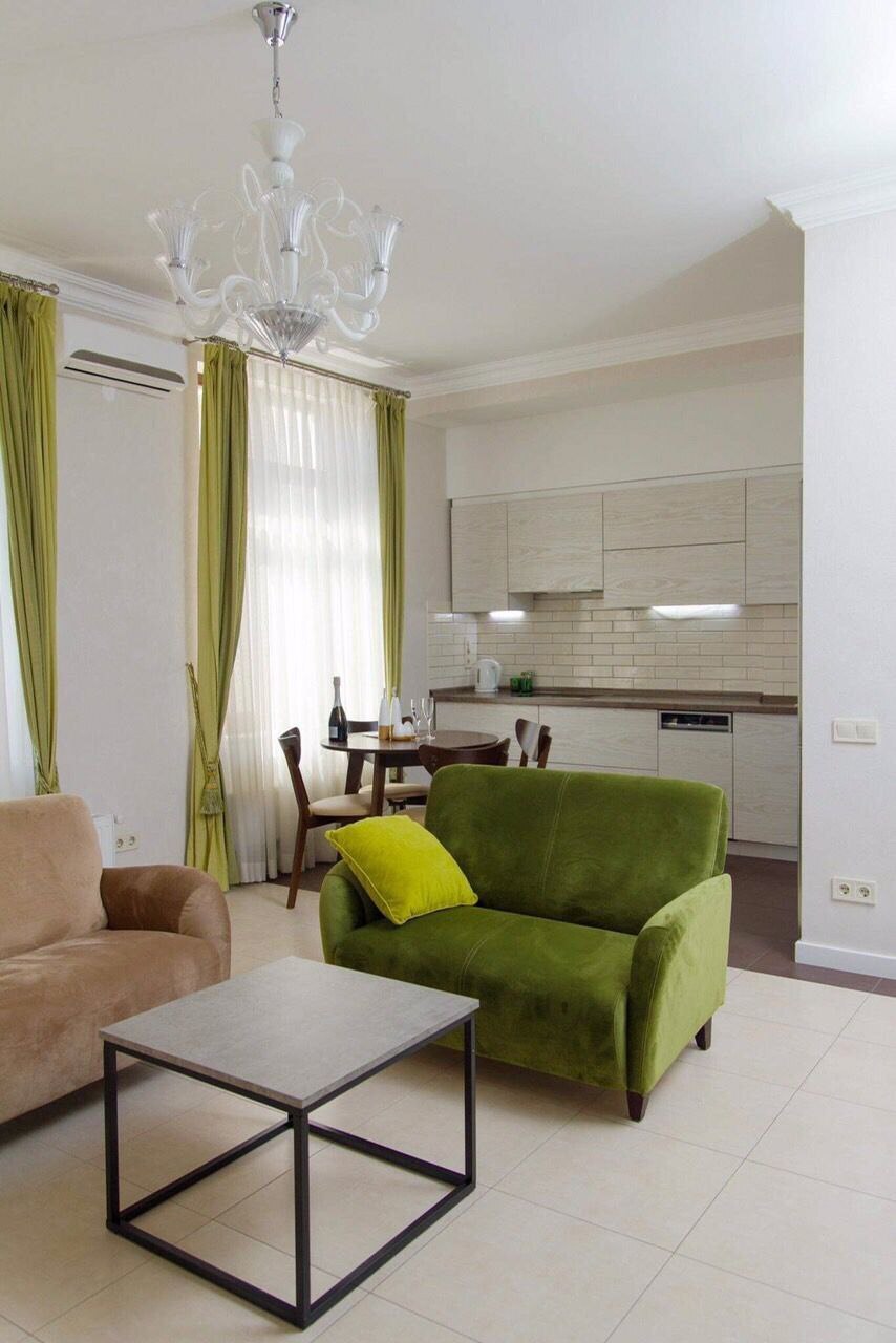 Аренда 2-комнатной квартиры 80 м², Греческая ул., 1А