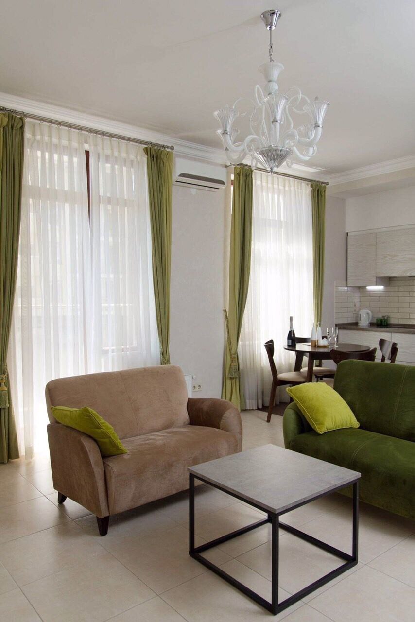 Аренда 2-комнатной квартиры 80 м², Греческая ул., 1А