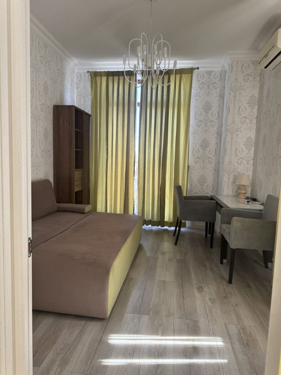 Аренда 2-комнатной квартиры 80 м², Греческая ул., 1А