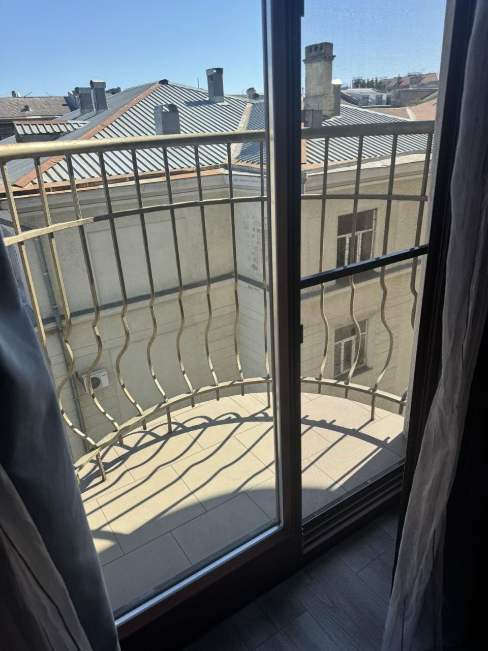 Аренда 2-комнатной квартиры 80 м², Греческая ул., 1А
