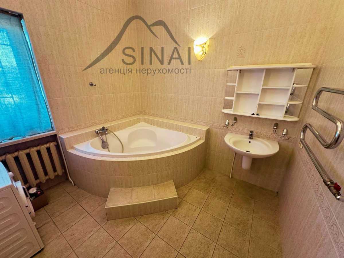 Продаж будинку 390 м², Микільська, 47