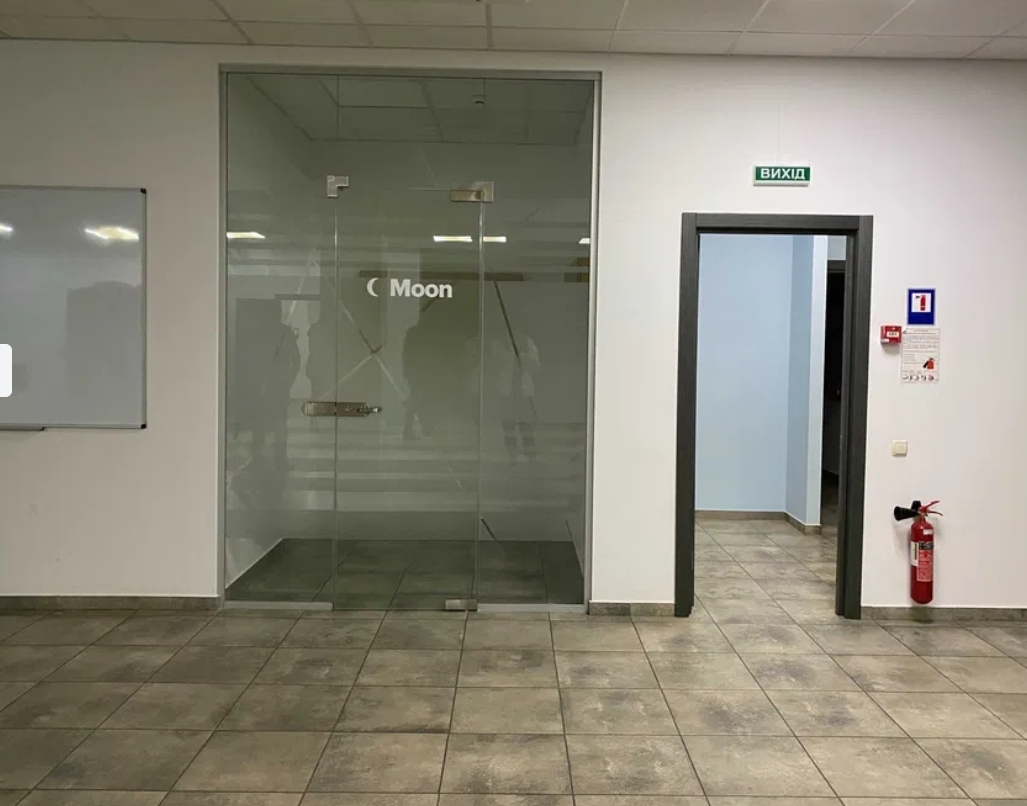 Аренда офиса 1130 м², Генуэзская ул.