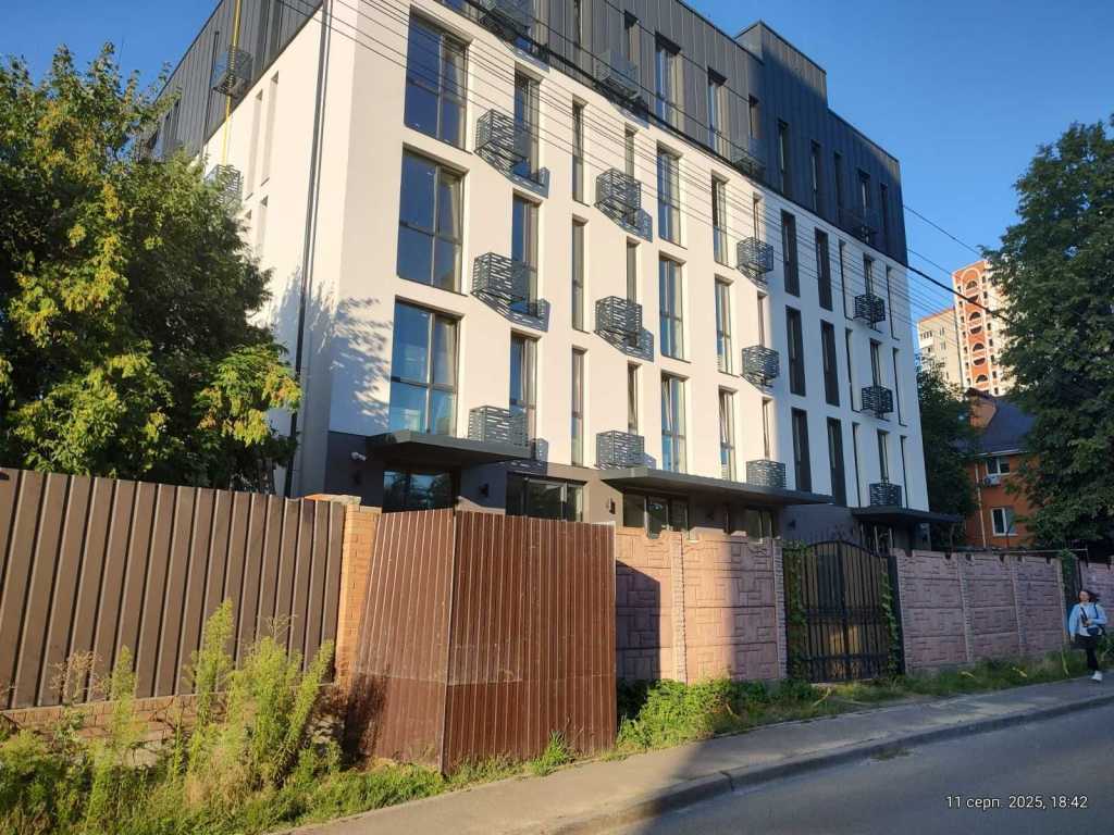 Аренда другого торгового помещения 90 м², Осенняя ул., 28