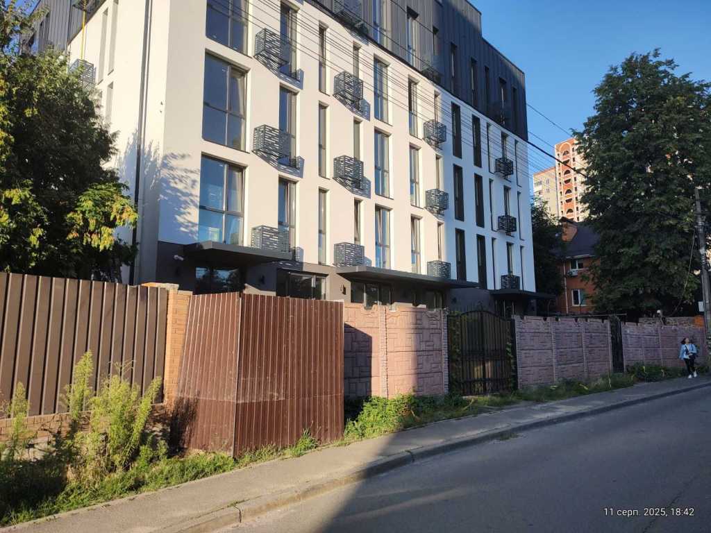 Аренда другого торгового помещения 90 м², Осенняя ул., 28