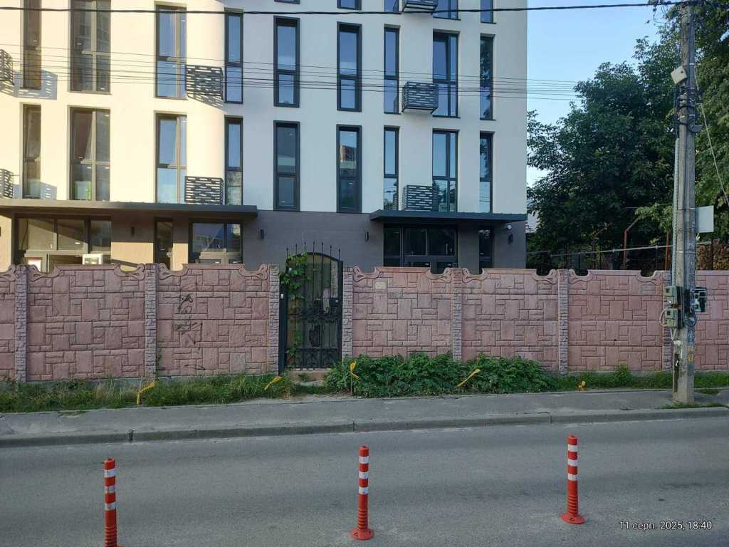 Аренда другого торгового помещения 90 м², Осенняя ул., 28
