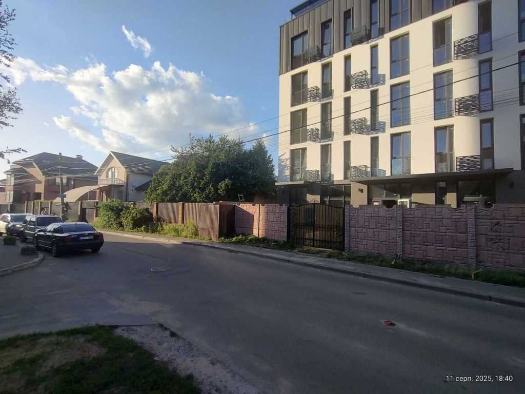 Аренда другого торгового помещения 90 м², Осенняя ул., 28