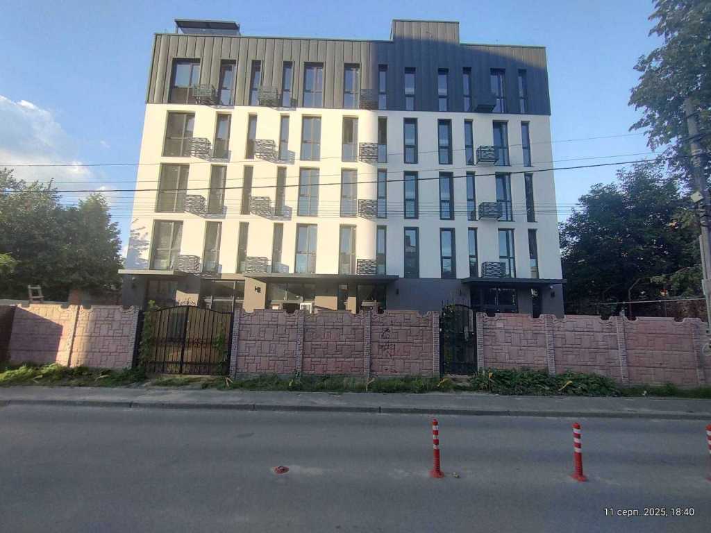Аренда другого торгового помещения 90 м², Осенняя ул., 28