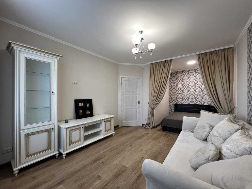 Продажа 1-комнатной квартиры 39.4 м², Чубинского ул., 4