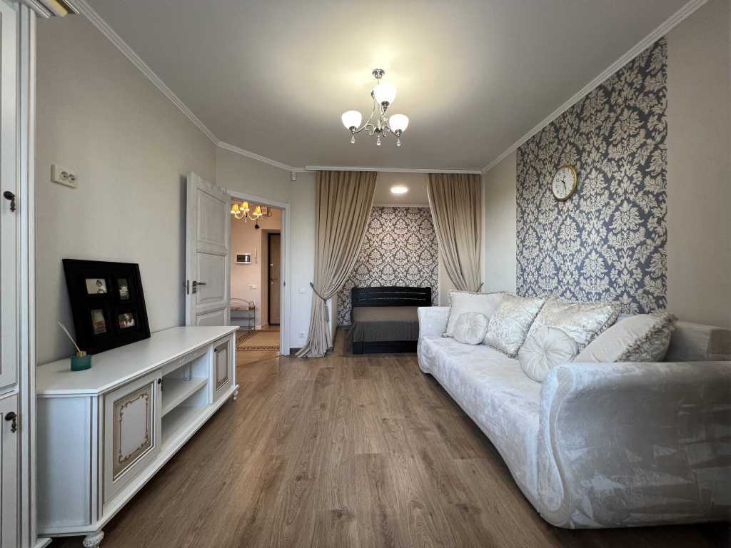 Продажа 1-комнатной квартиры 39.4 м², Чубинского ул., 4