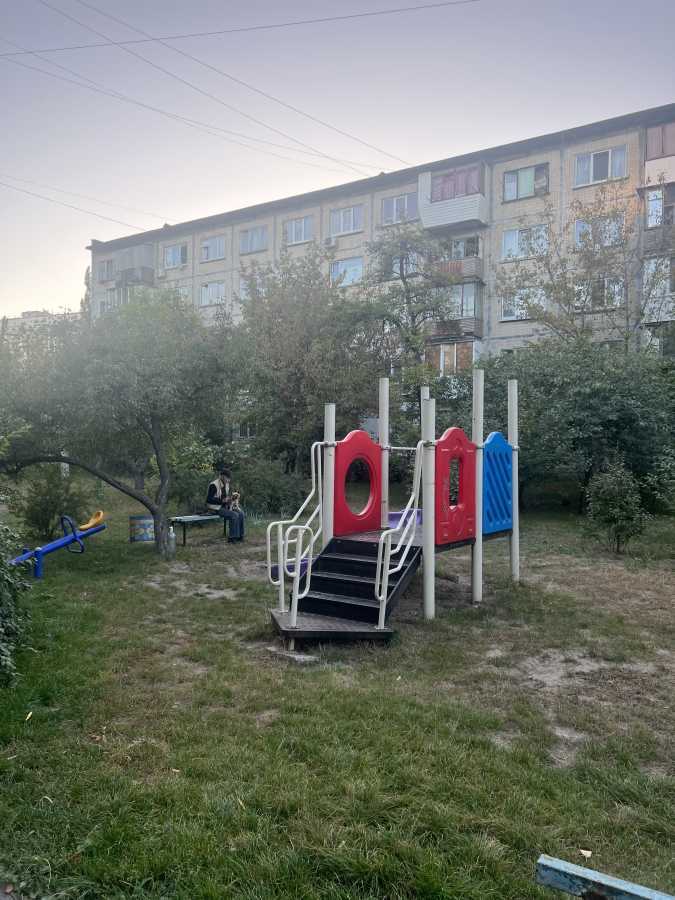 Продажа 2-комнатной квартиры 44 м², Дарницкий бул., 15
