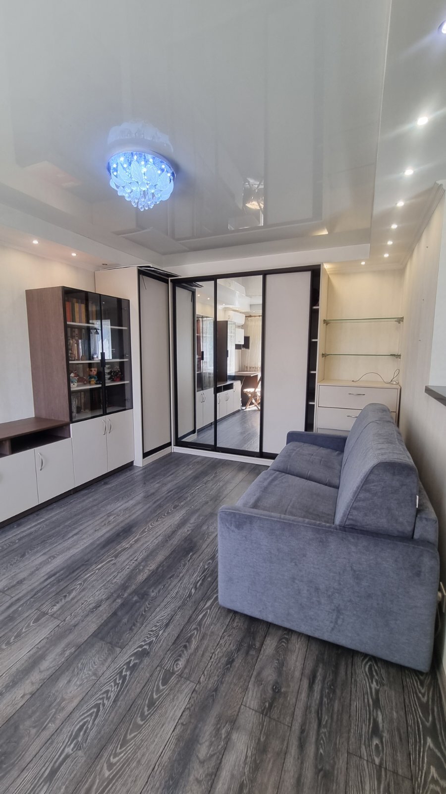 Продаж 1-кімнатної квартири 32 м², Головатого вул., 20
