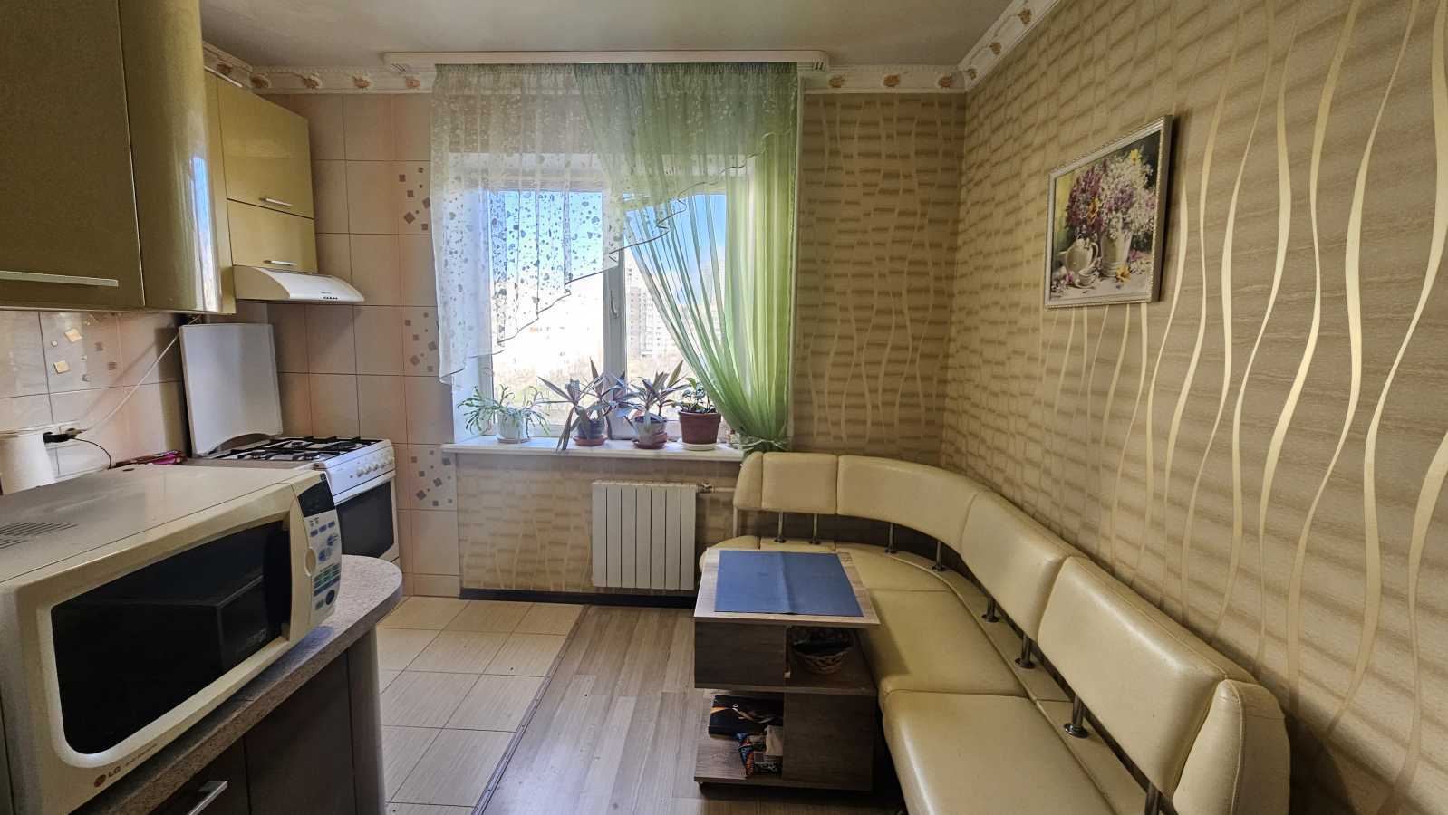 Аренда 2-комнатной квартиры 56 м², Героев Днепра ул., 34А