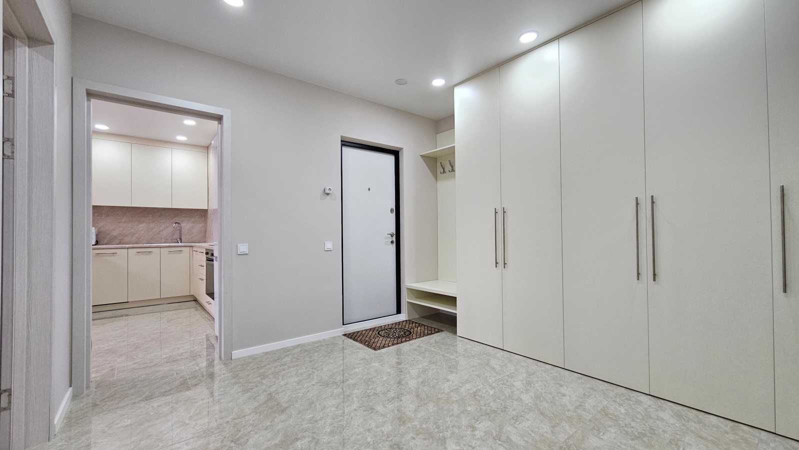 Аренда 2-комнатной квартиры 81 м², Балтийский пер., 1