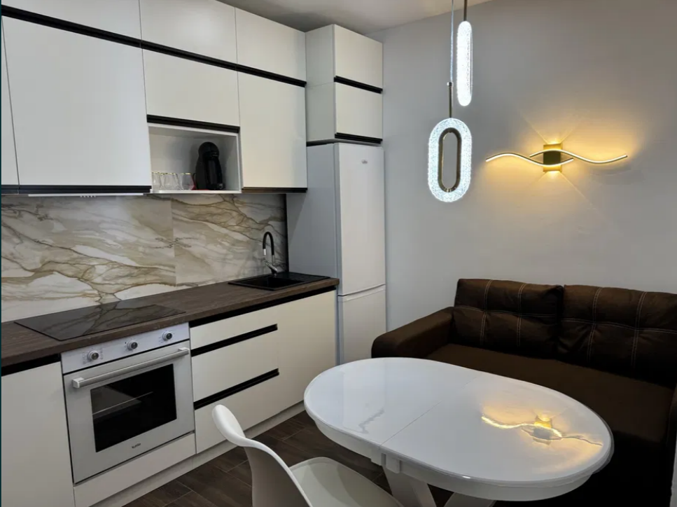 Продажа 1-комнатной квартиры 36 м², Академика Глушко просп.