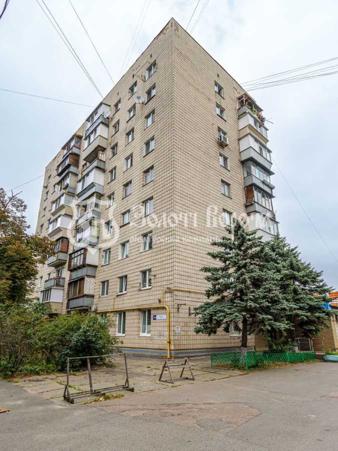 Продажа 1-комнатной квартиры 30 м², Зодчих ул., 32В