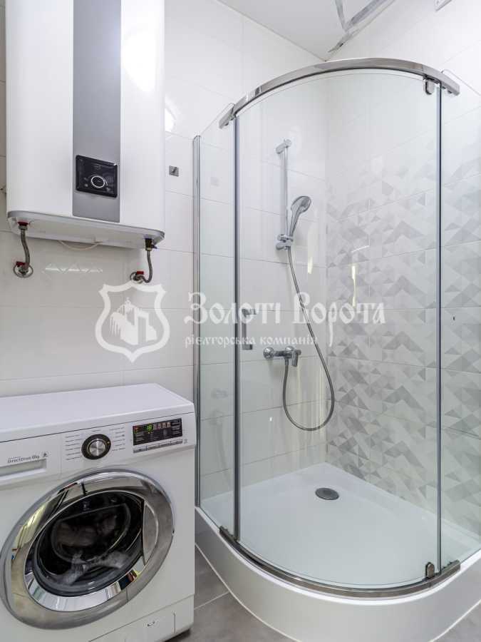 Продажа 1-комнатной квартиры 40.3 м², Василия Тютюнника ул., 53