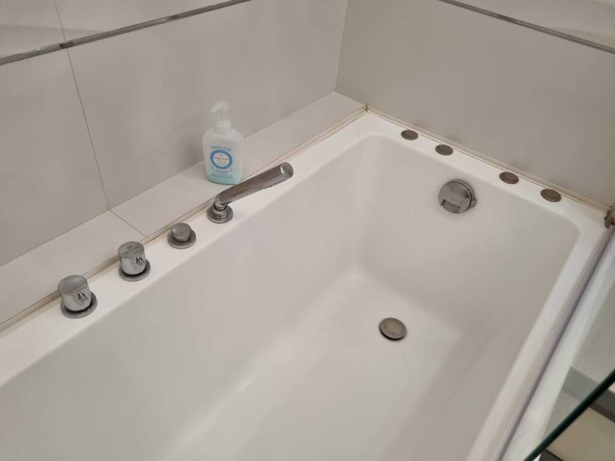Аренда 2-комнатной квартиры 82 м², Гната Хоткевича ул., 10