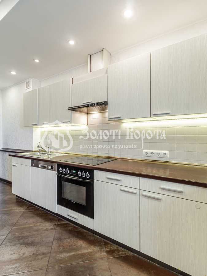 Продажа 2-комнатной квартиры 86.7 м², Валерия Лобановского просп., 4А
