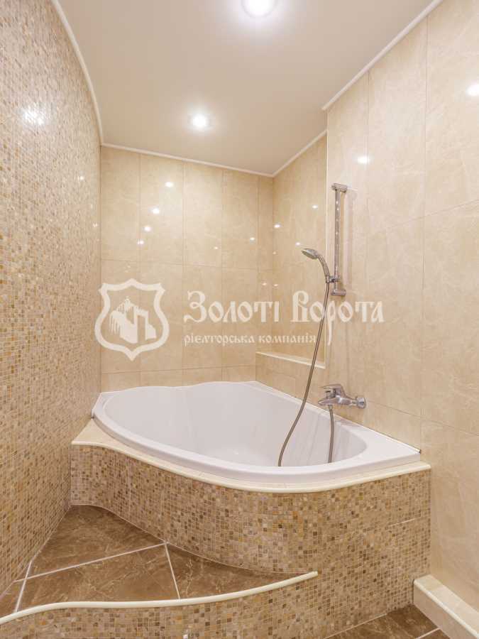Продажа 2-комнатной квартиры 86.7 м², Валерия Лобановского просп., 4А