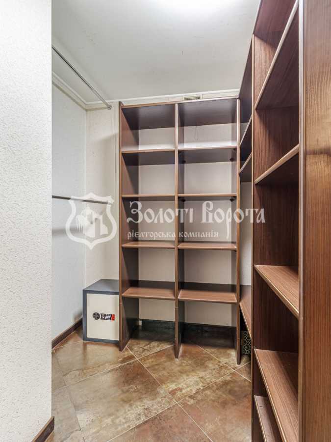 Продажа 2-комнатной квартиры 86.7 м², Валерия Лобановского просп., 4А