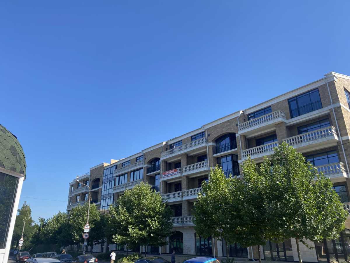Продажа 3-комнатной квартиры 288 м², Лукянівський, 2А
