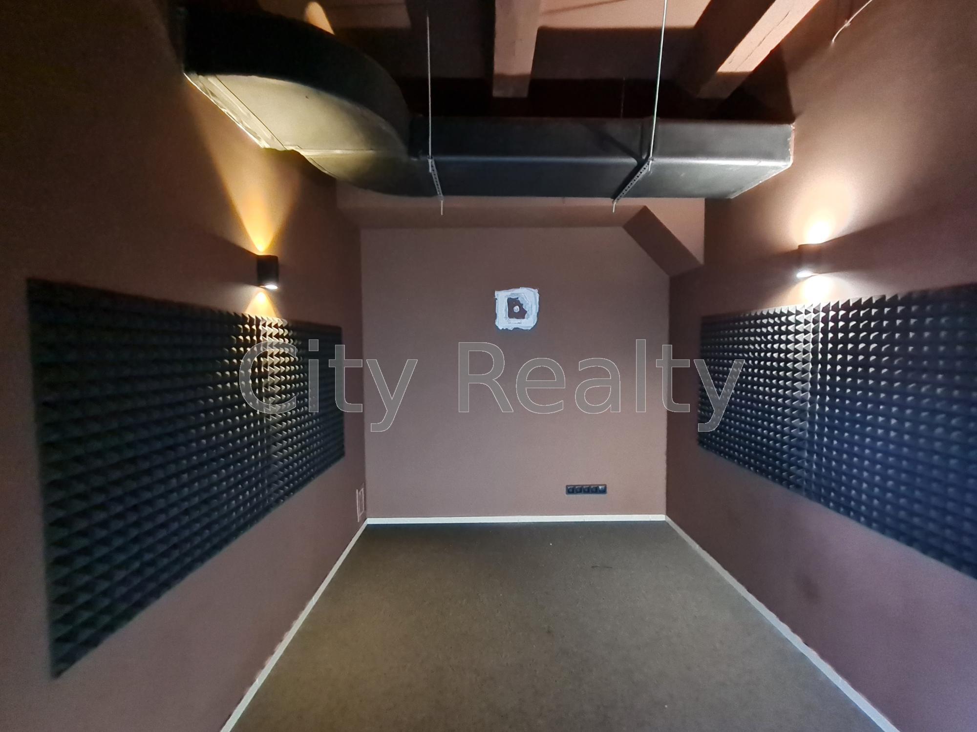 Аренда офиса 237 м², Верхний Вал ул., 2А